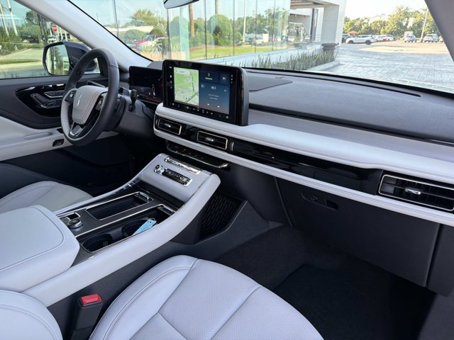 New 2026 Lincoln Aviator Reserve w/ Jet Appearance Package AWD/4WD image 20