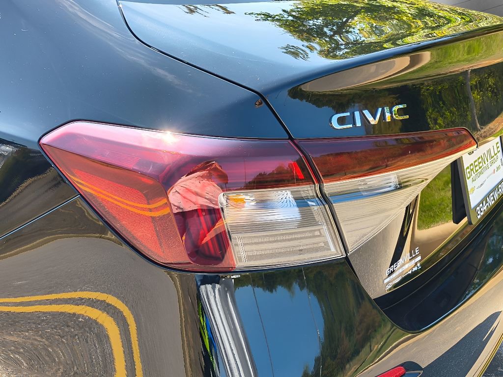 Used 2025 Honda Civic Sport image 4