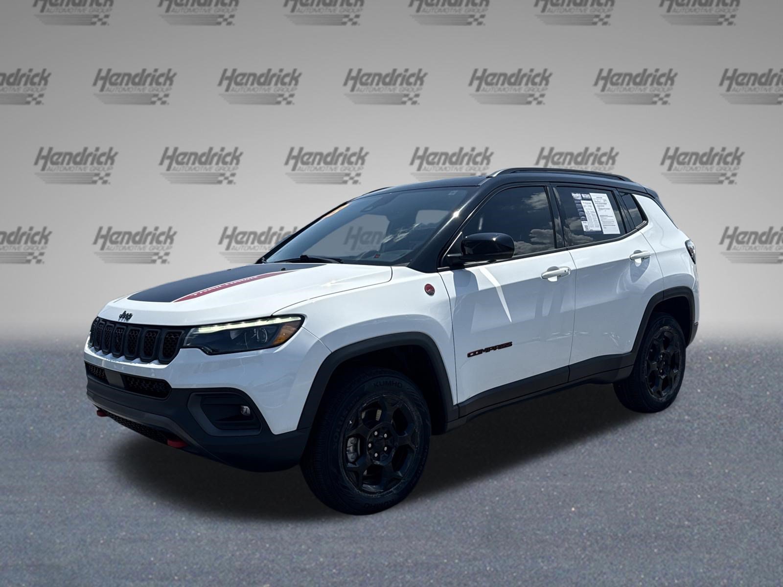 Used 2023 Jeep Compass Trailhawk w/ Trailhawk Elite Group AWD/4WD image 4