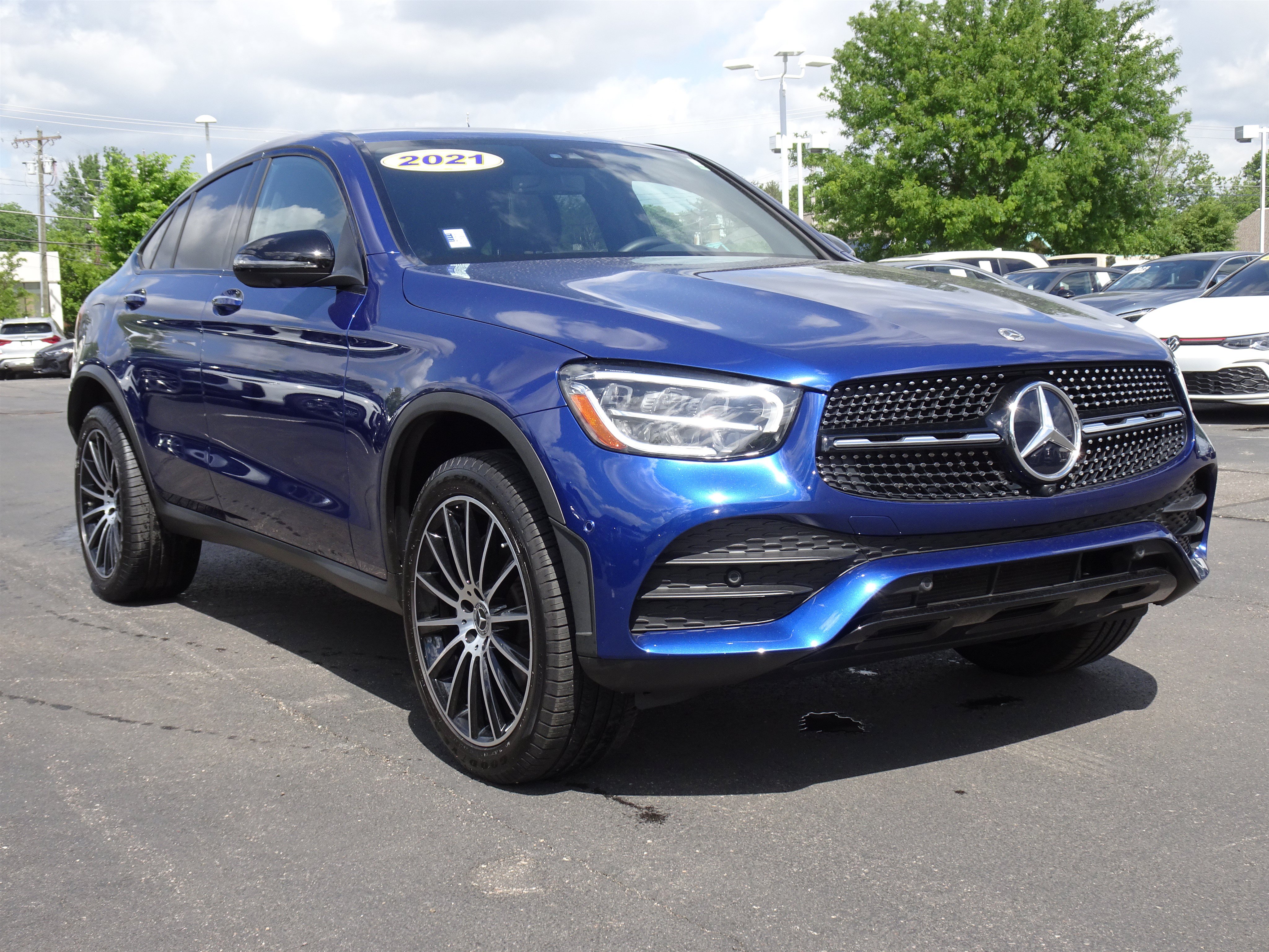 Used 2021 Mercedes-Benz GLC 300 4MATIC Coupe image 6