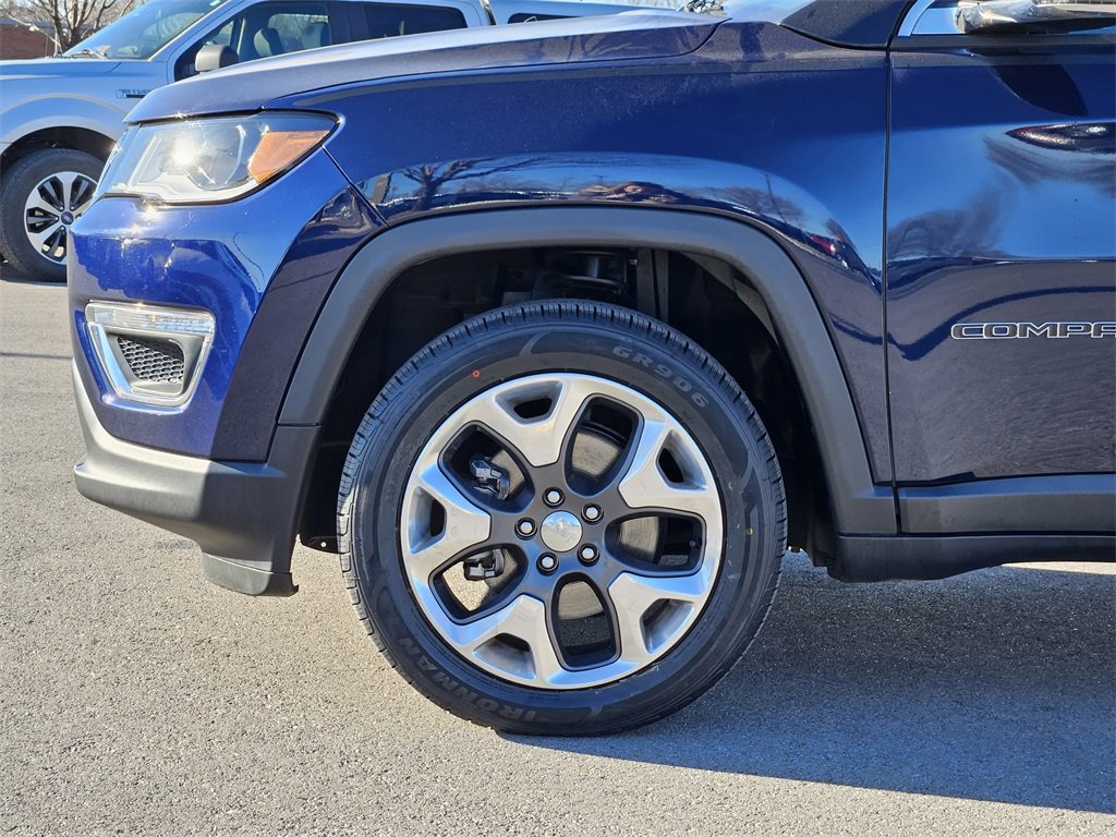 Used 2018 Jeep Compass Limited w/ Navigation Group image 6