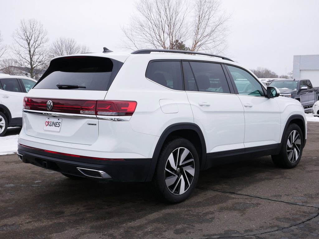 Used 2025 Volkswagen Atlas SE AWD/4WD image 10