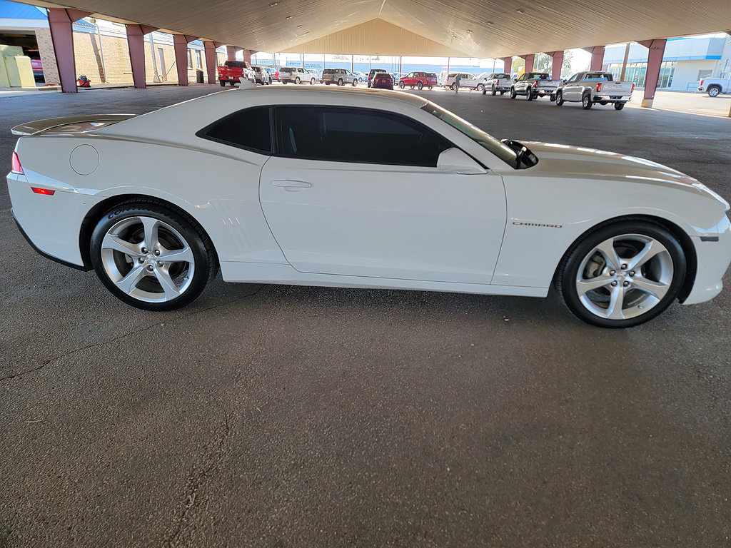 Used 2015 Chevrolet Camaro LT w/ RS Package RWD image 6