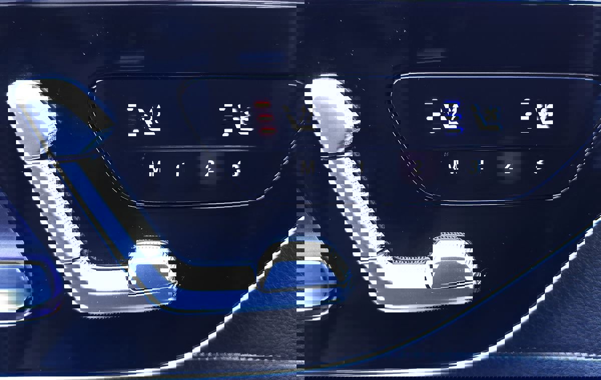 Used 2023 Mercedes-Benz EQE 500 4MATIC SUV image 29