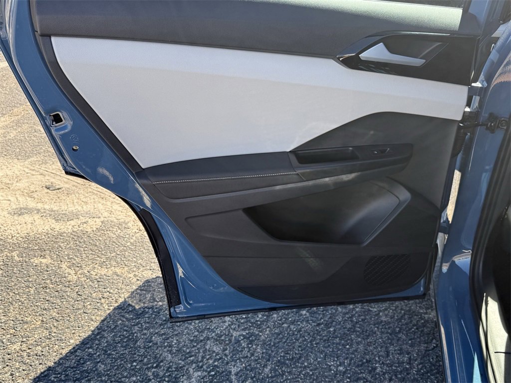 New 2026 Volkswagen Taos S image 23