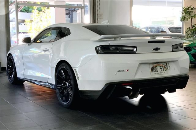 Used 2018 Chevrolet Camaro ZL1 RWD image 5