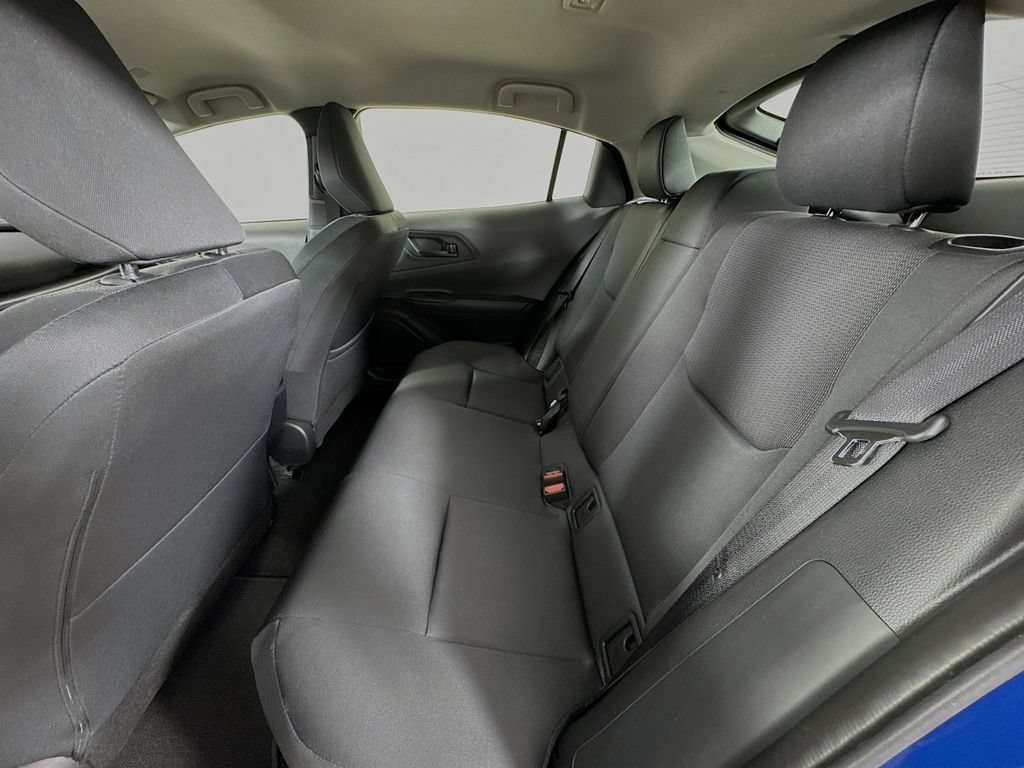 Used 2025 Toyota Prius LE FWD image 28
