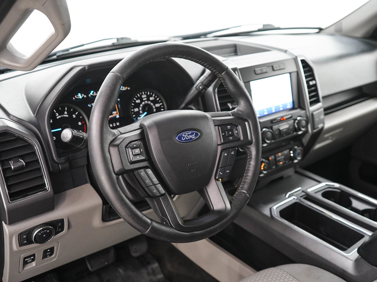 Used 2020 Ford F150 XLT w/ Equipment Group 302A Luxury AWD/4WD image 20