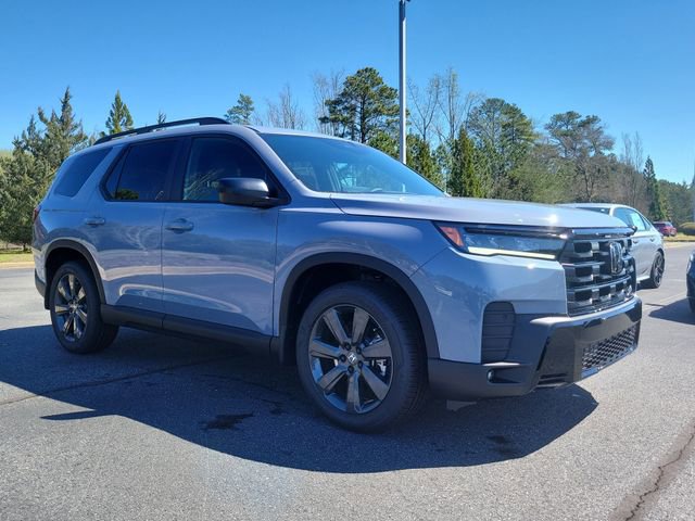 New 2026 Honda Pilot Sport image 3