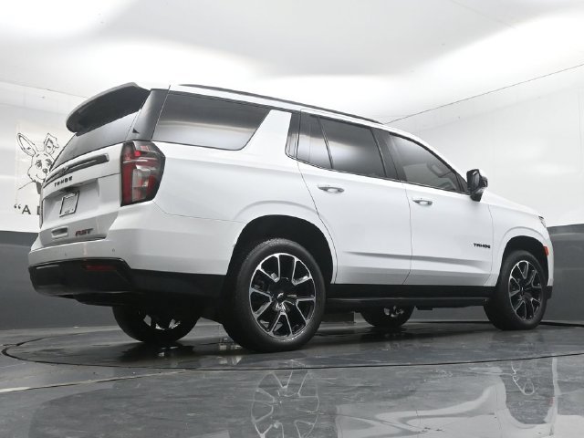 Used 2023 Chevrolet Tahoe RST w/ Luxury Package AWD/4WD image 39