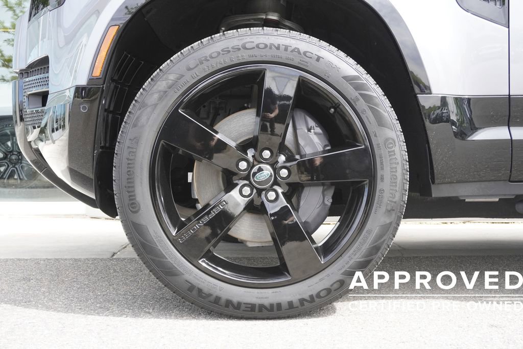 Used 2024 Land Rover Defender 90 X-Dynamic SE AWD/4WD image 30