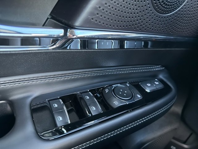 New 2026 Lincoln Corsair Premiere image 17