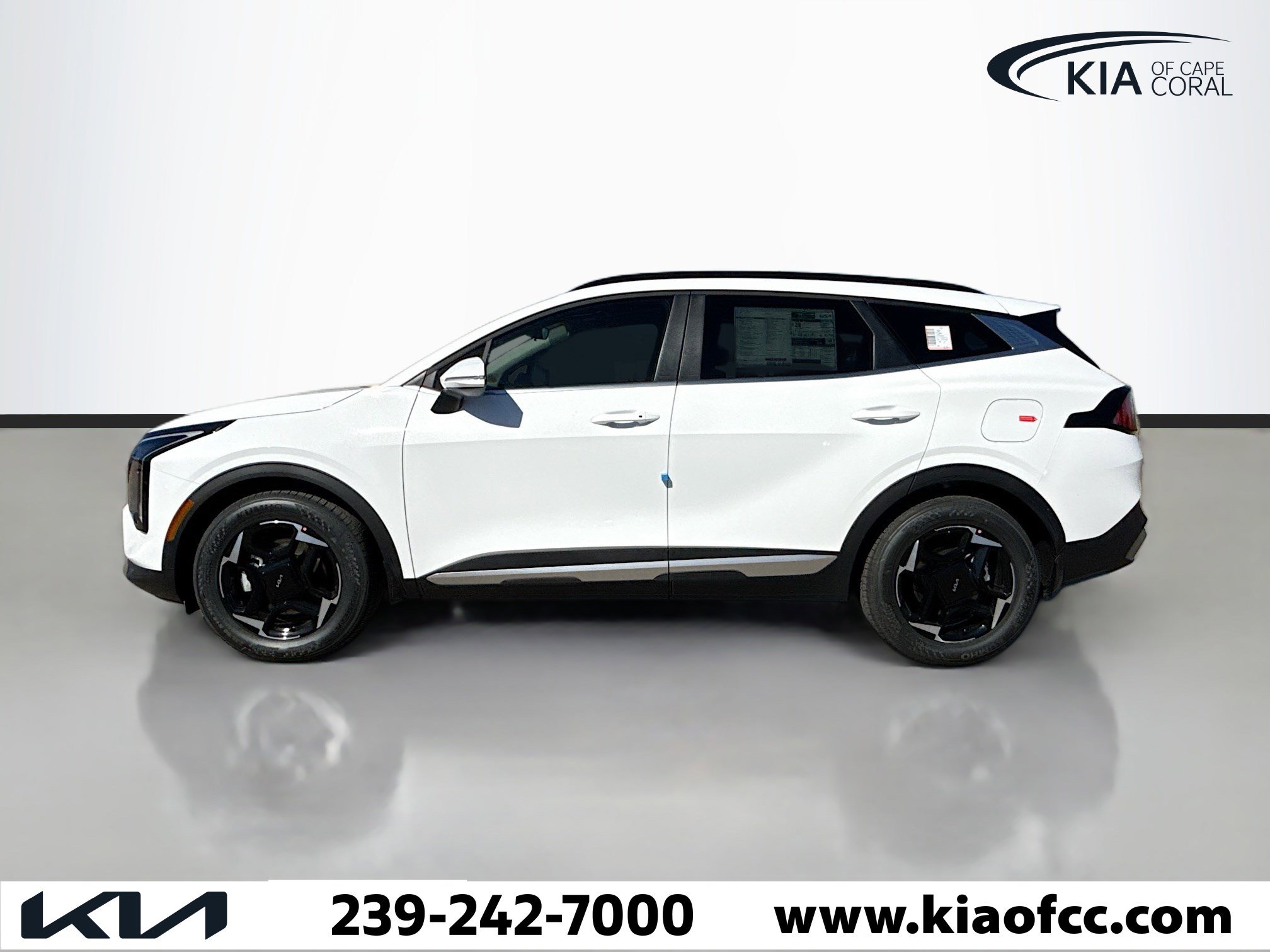 New 2026 Kia Sportage EX w/ EX Panorama Roof Package image 2