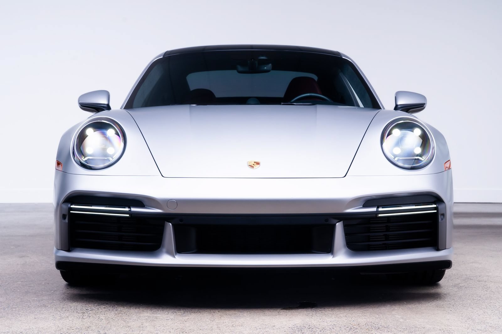Used 2021 Porsche 911 Turbo AWD/4WD image 2