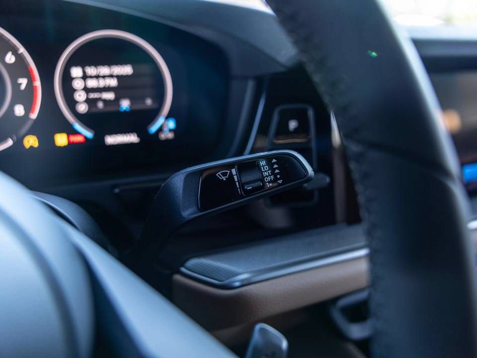 Certified 2026 Porsche Cayenne Coupe AWD/4WD image 26