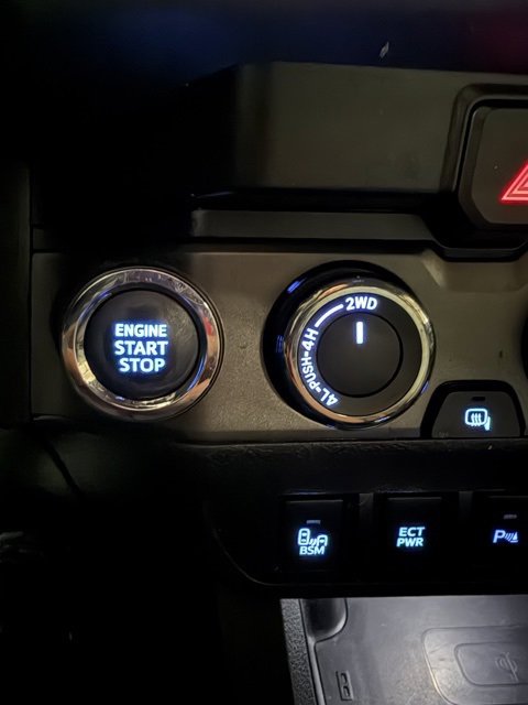 Used 2023 Toyota Tacoma TRD Off-Road w/ Technology Package image 18