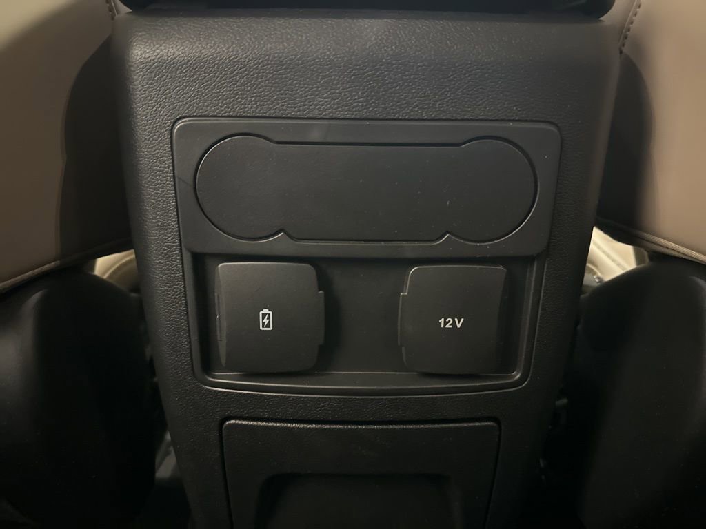 Used 2023 Ford Explorer XLT w/ Equipment Group 202A image 27