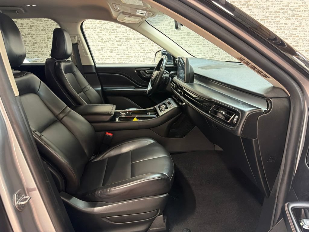 Used 2022 Lincoln Aviator 2WD image 11