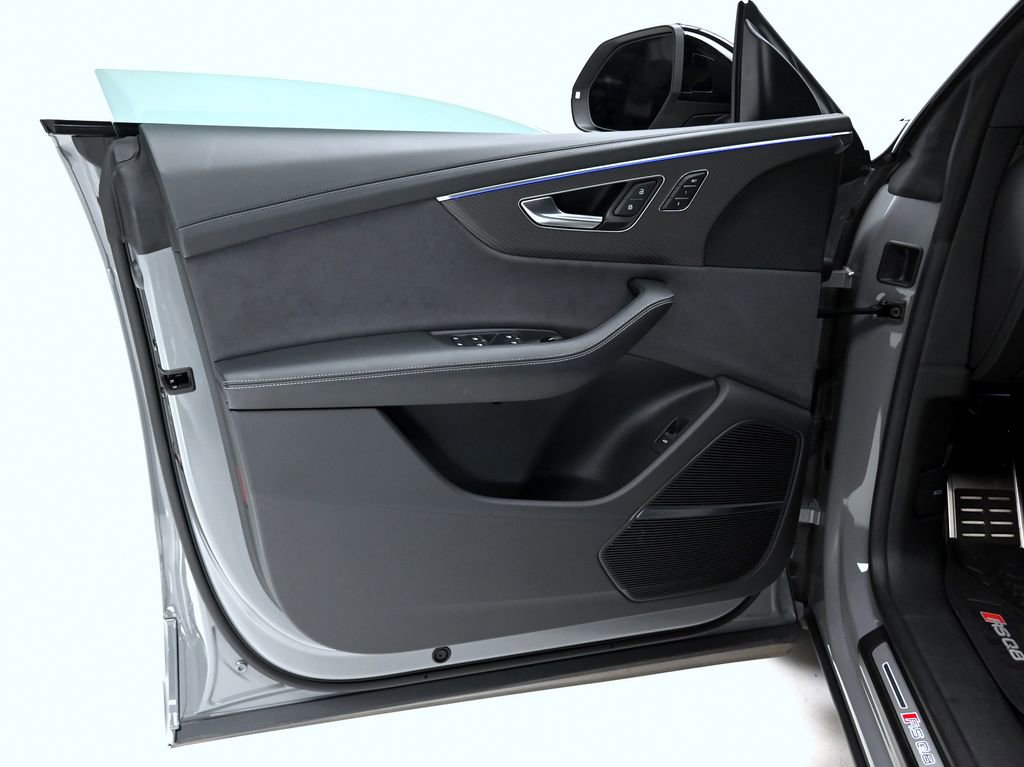 Used 2024 Audi RS Q8 image 22