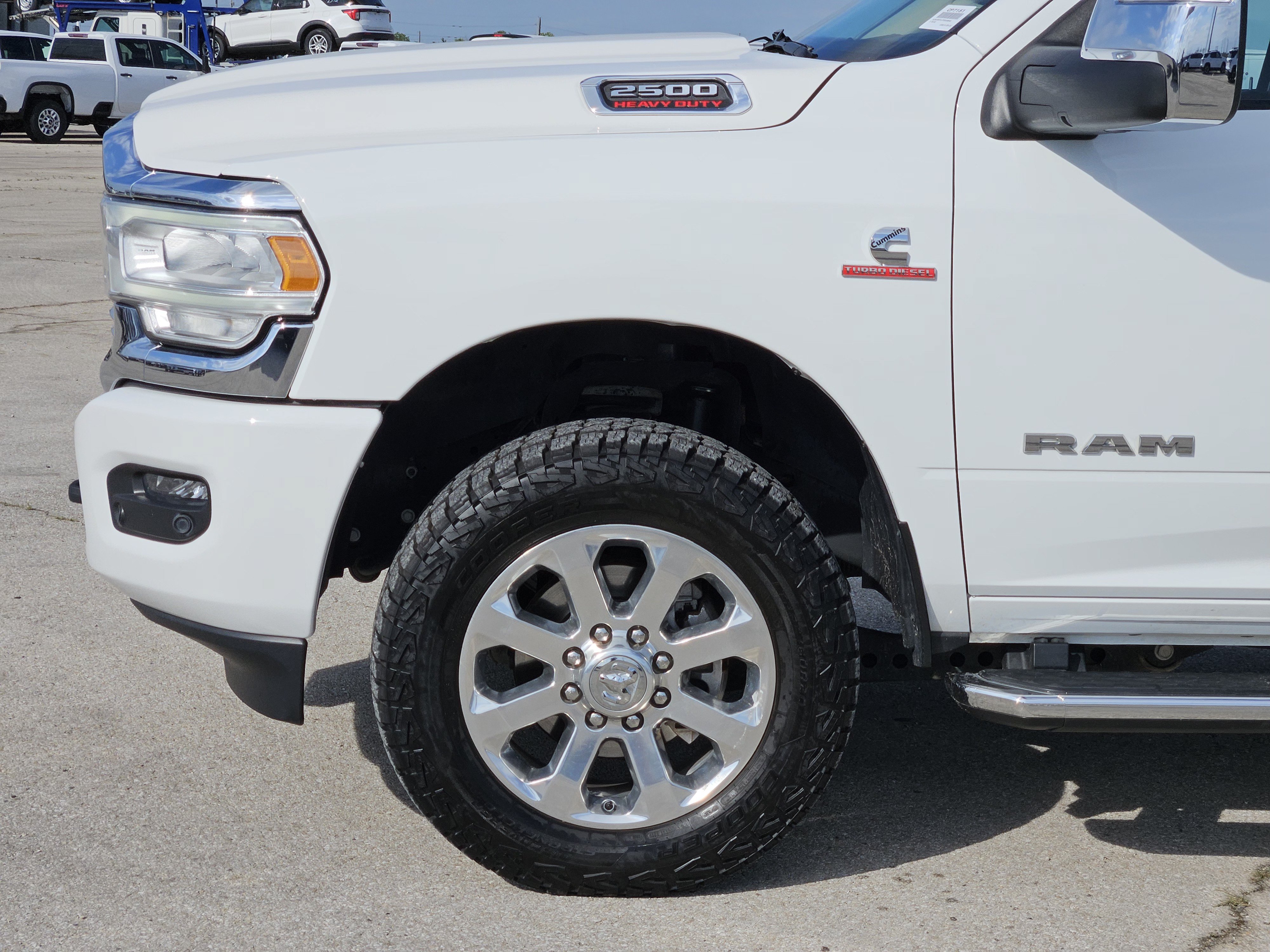 Used 2023 RAM 2500 Laramie AWD/4WD image 9