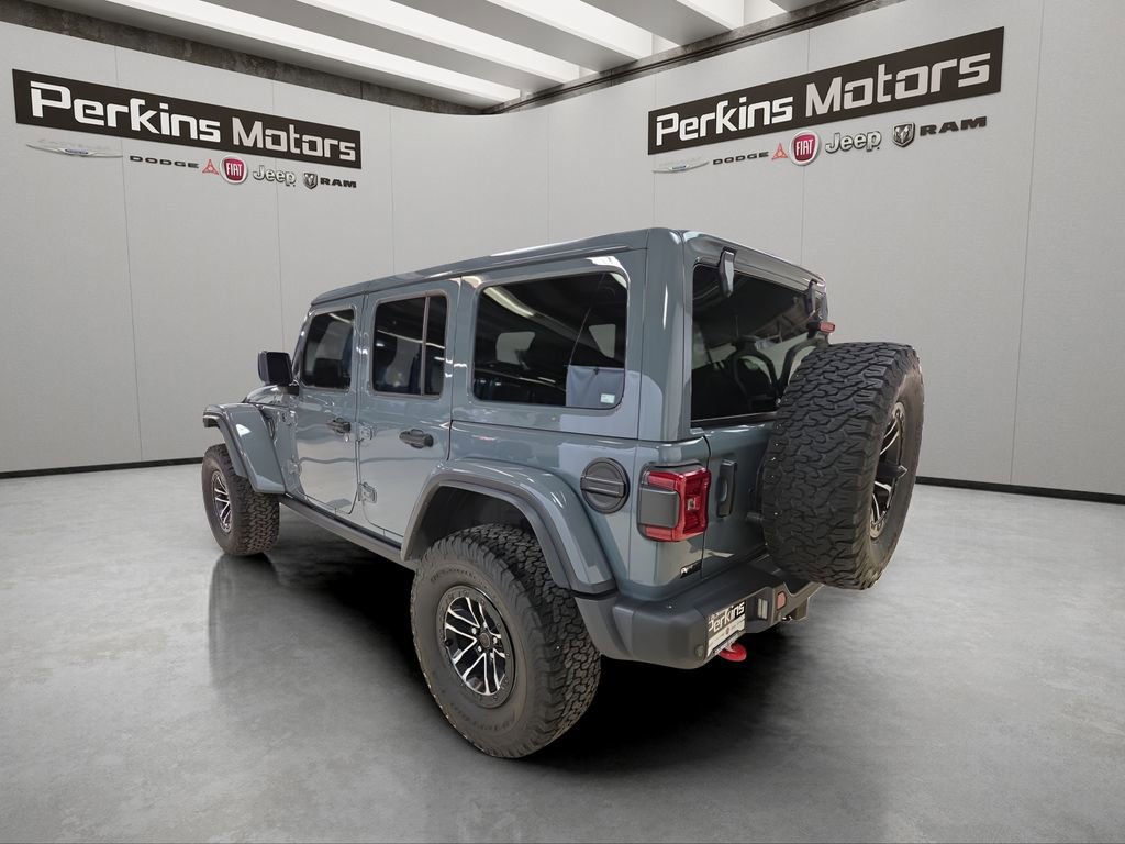 Used 2024 Jeep Wrangler Unlimited Rubicon image 3