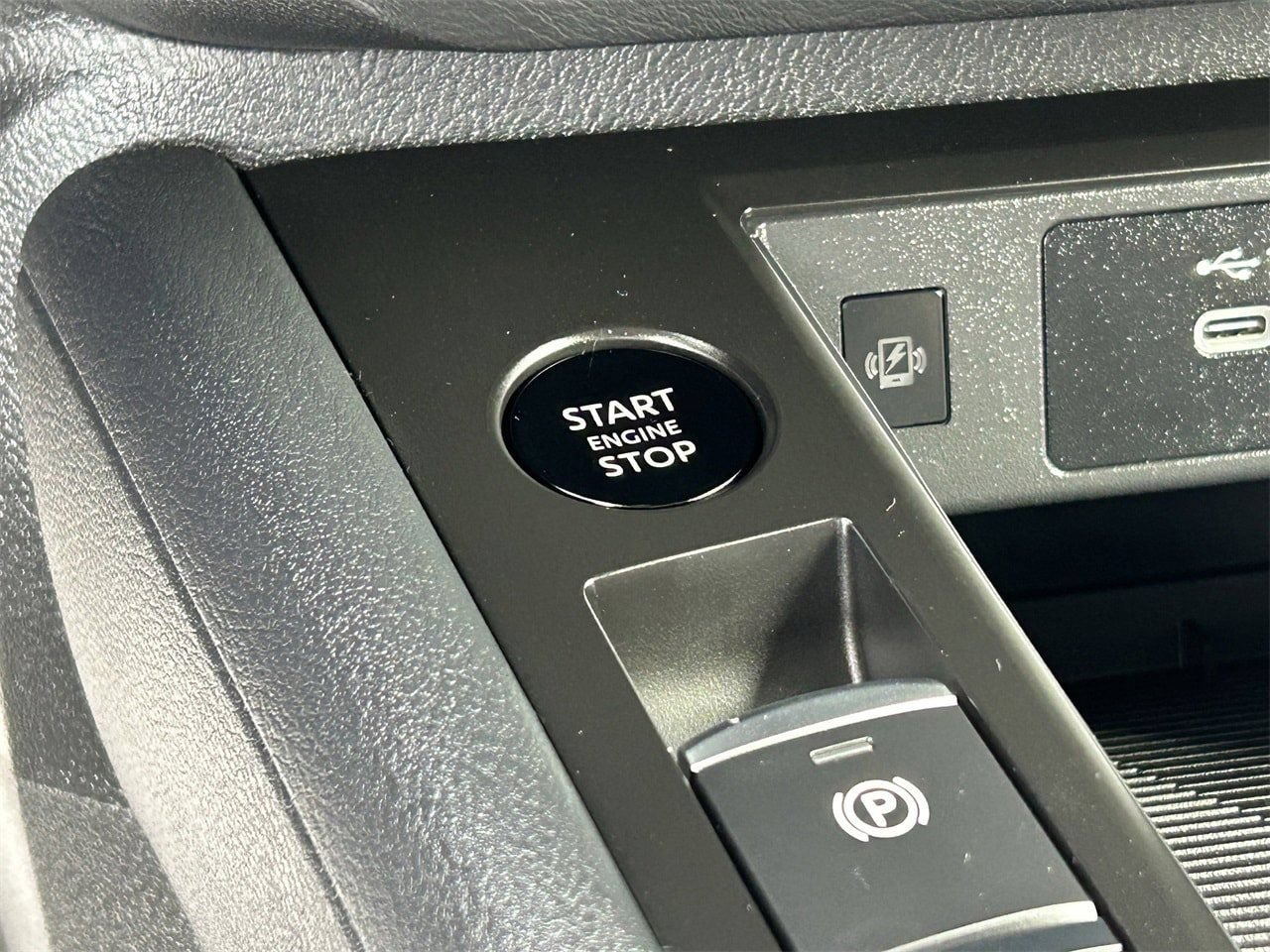 New 2026 Nissan Sentra SV w/ Floor Mat Package FWD image 31