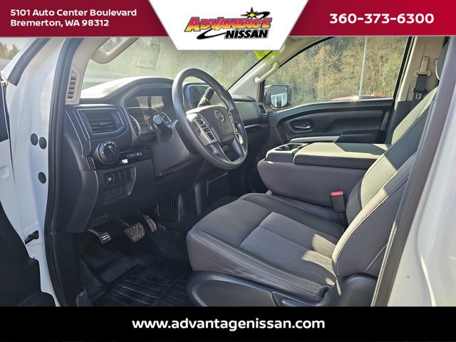 Used 2022 Nissan Titan SV w/ Accessory Utility Package AWD/4WD image 19