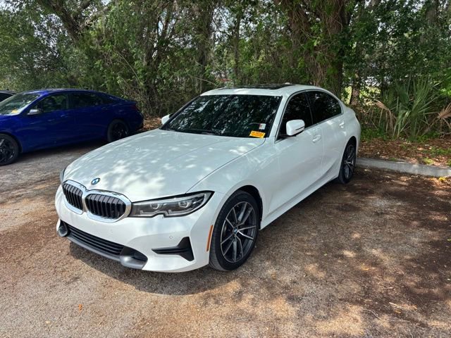 Used 2020 BMW 330i xDrive Sedan w/ Convenience Package AWD/4WD image 4