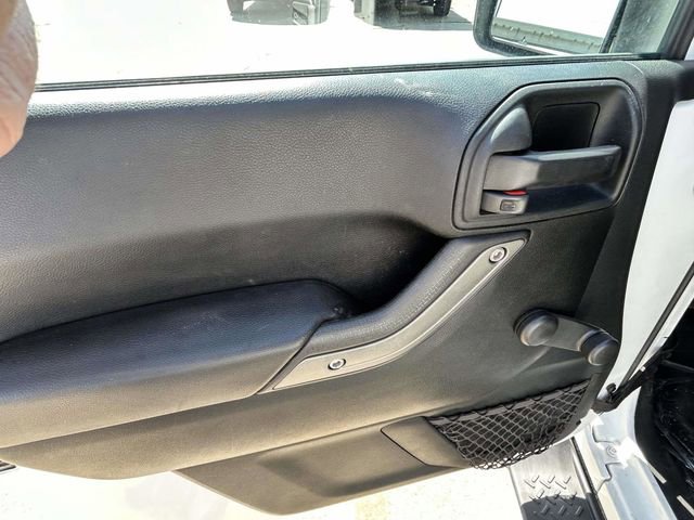 Used 2017 Jeep Wrangler Unlimited Sport image 12