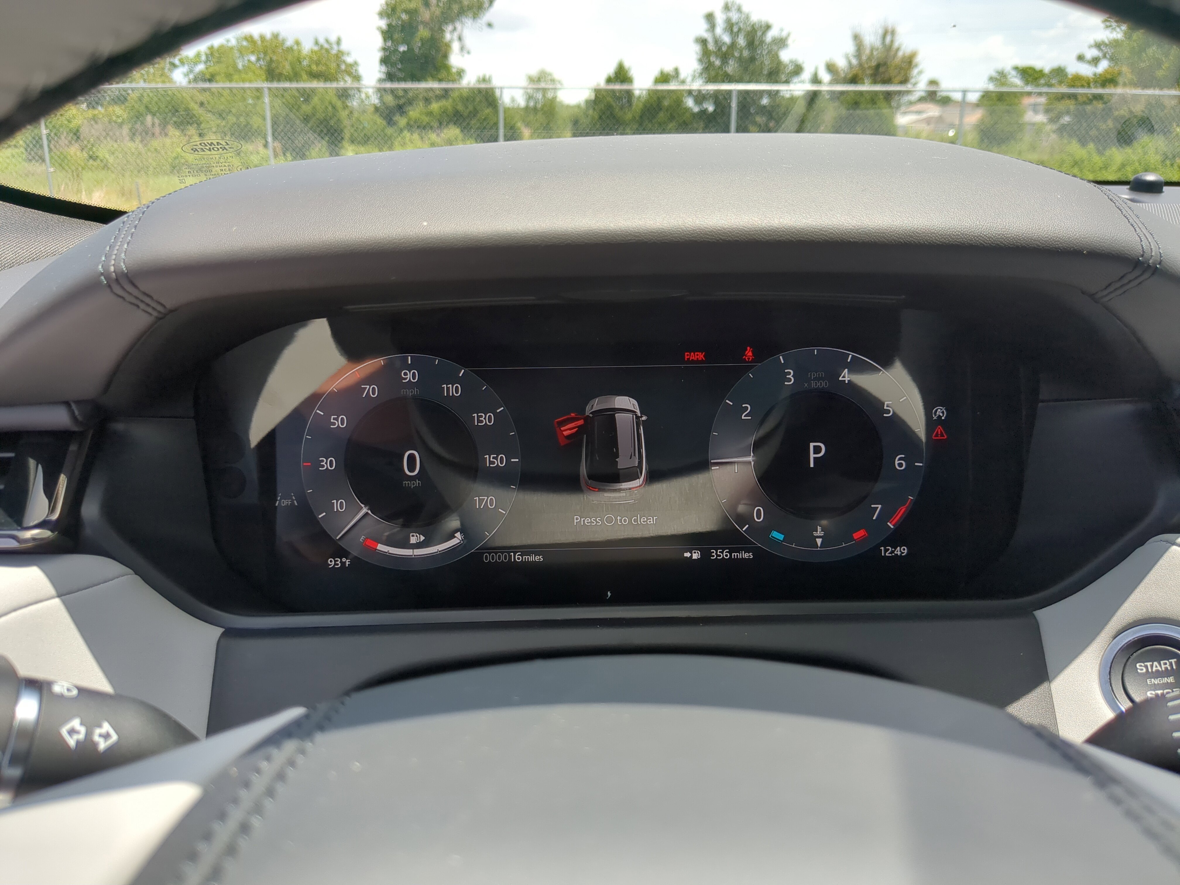 New 2026 Land Rover Range Rover Velar Dynamic SE image 31