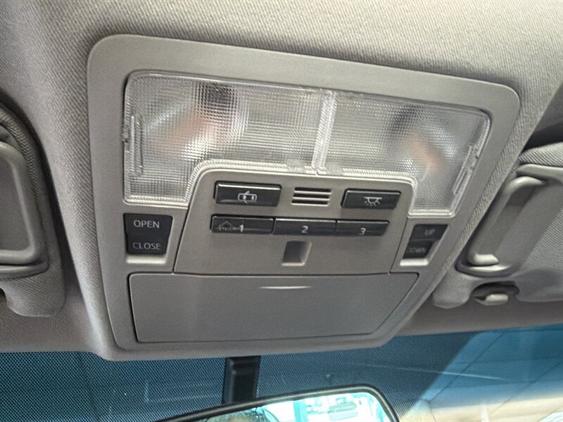 Used 2012 Toyota Camry XLE w/ Convenience Pkg FWD image 16