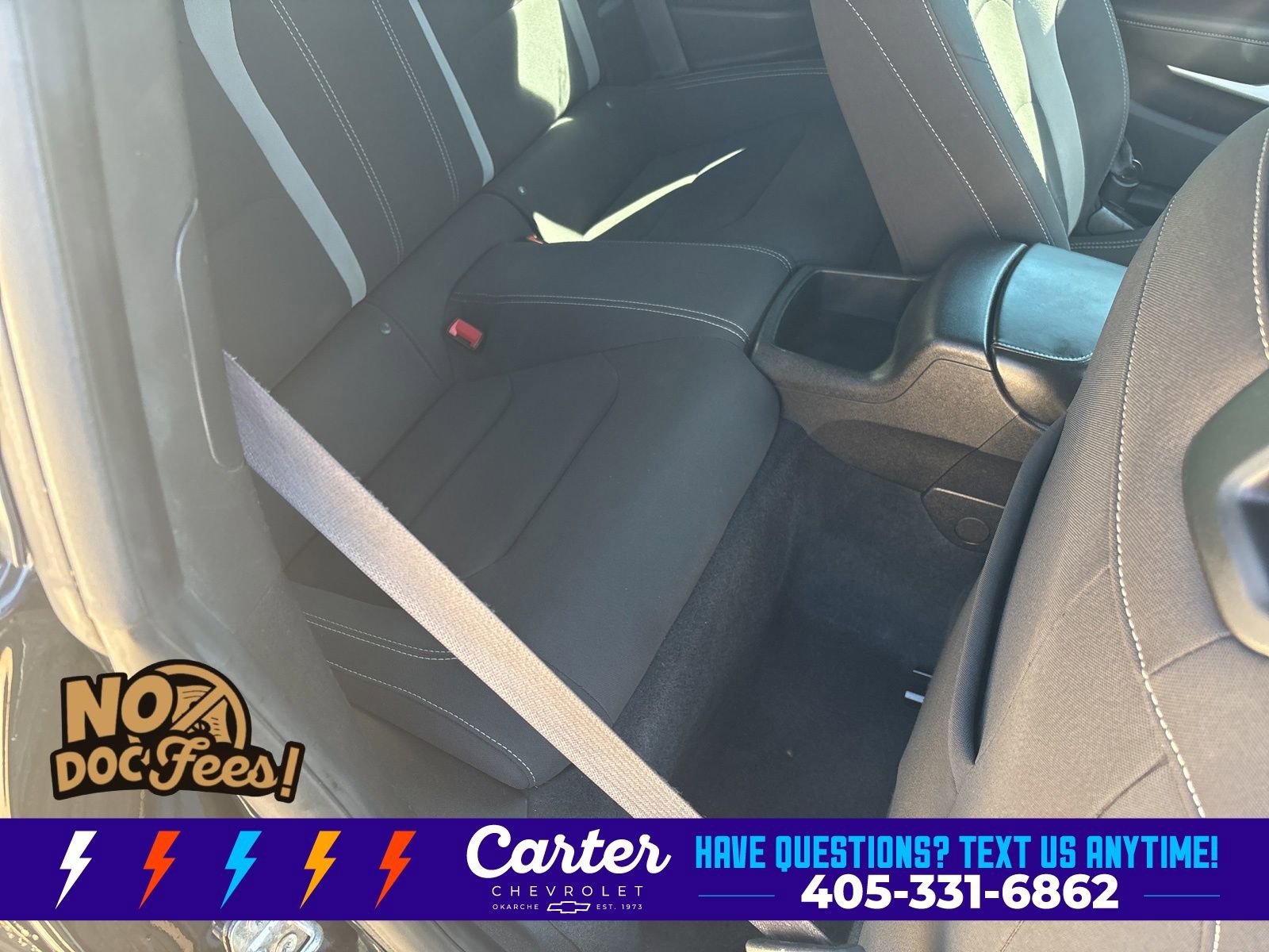 Used 2018 Chevrolet Camaro LT RWD image 14
