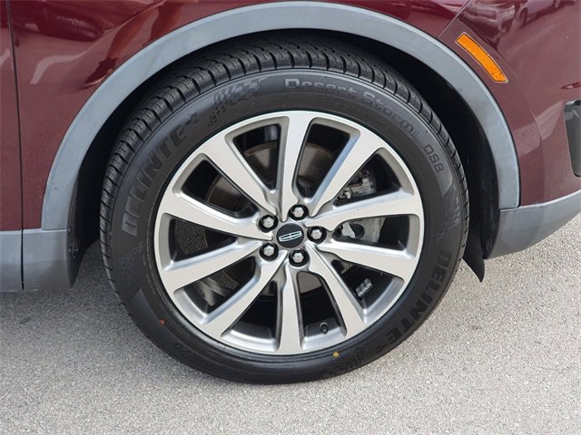 Used 2019 Lincoln Nautilus Select image 9