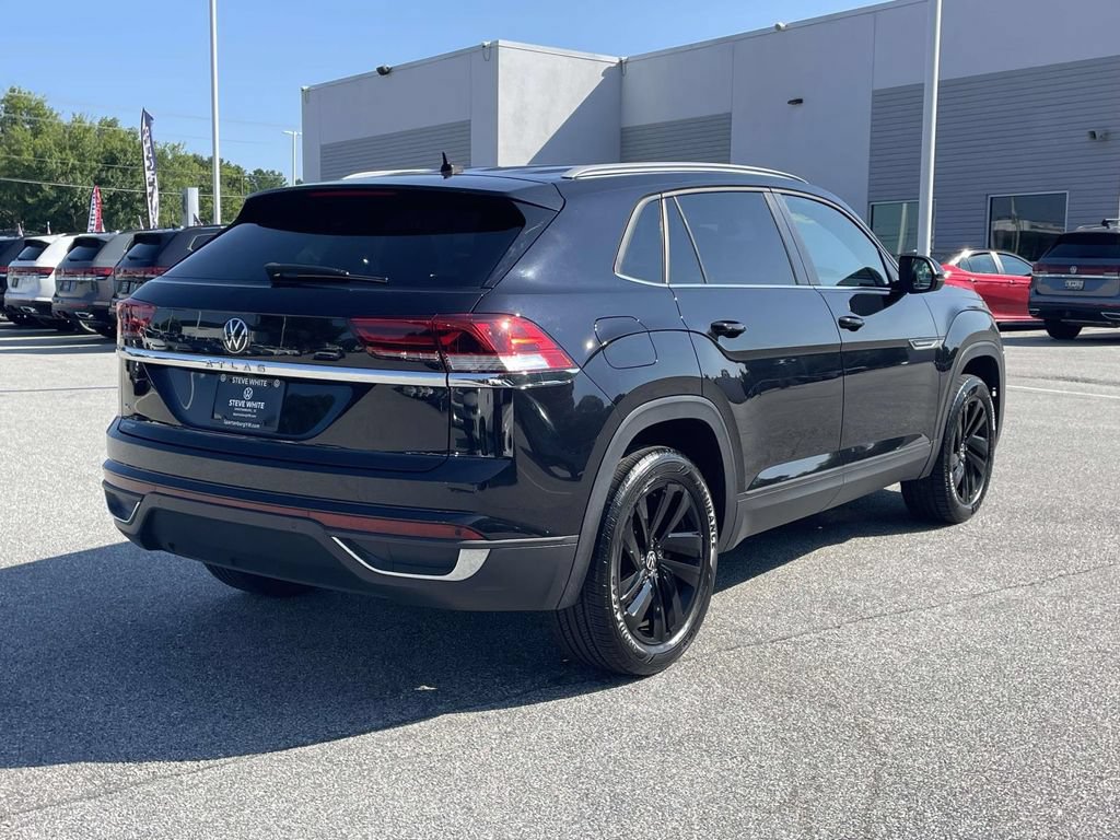 Certified 2022 Volkswagen Atlas Cross Sport SE FWD image 7