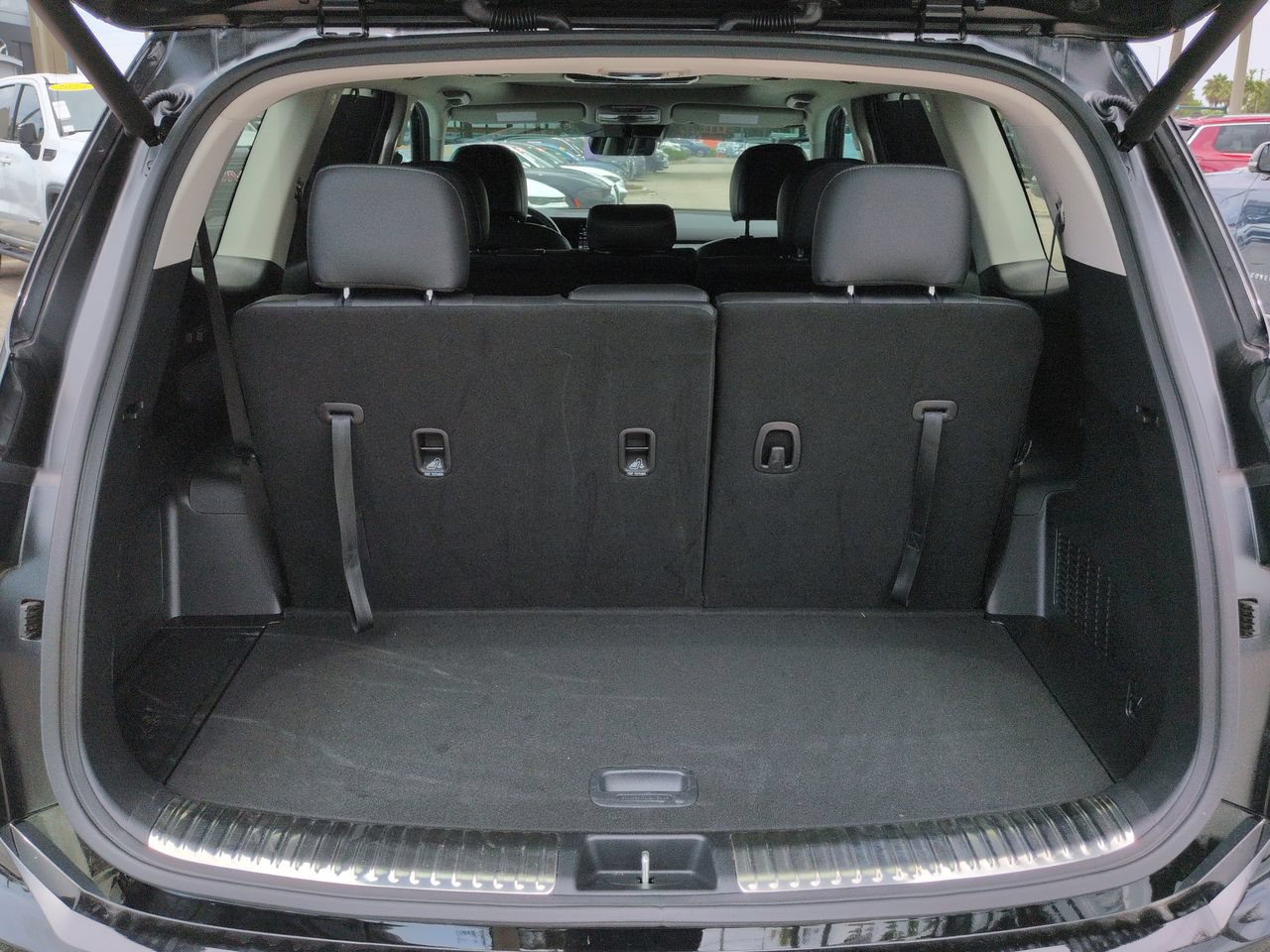 Used 2025 Kia Telluride SX FWD image 13