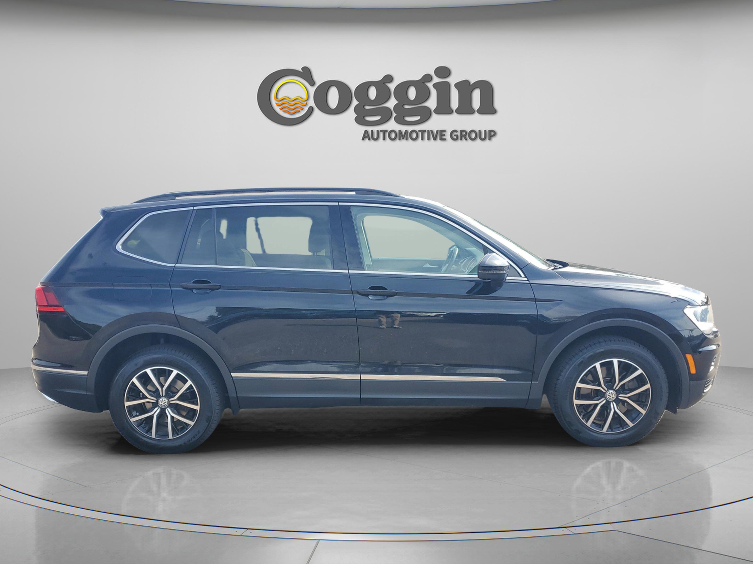 Used 2021 Volkswagen Tiguan SE image 5