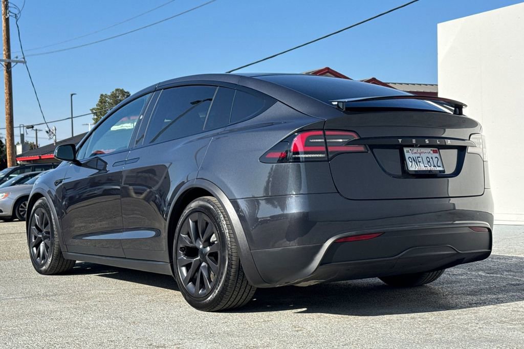 Used 2024 Tesla Model X image 5