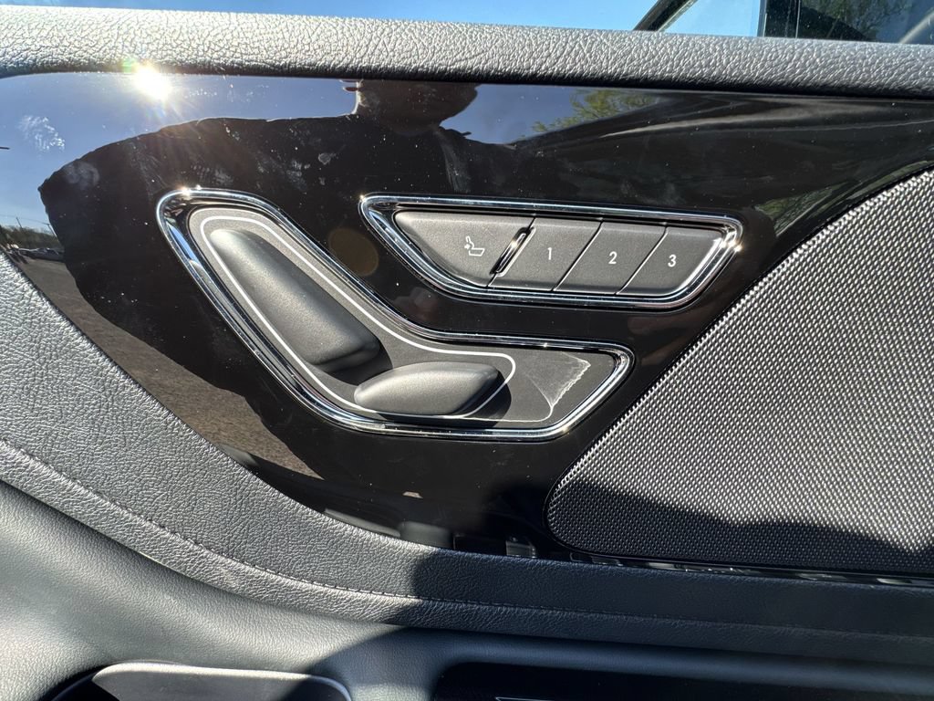 New 2026 Lincoln Aviator AWD w/ Jet Appearance Package image 12