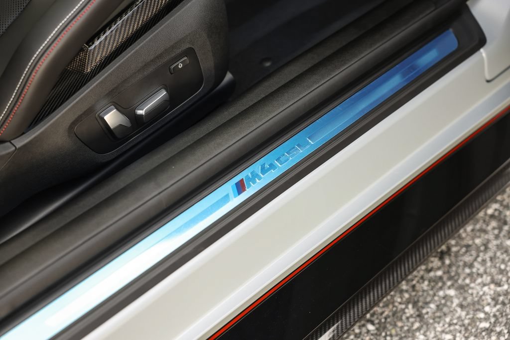 Used 2023 BMW M4 CSL RWD image 34