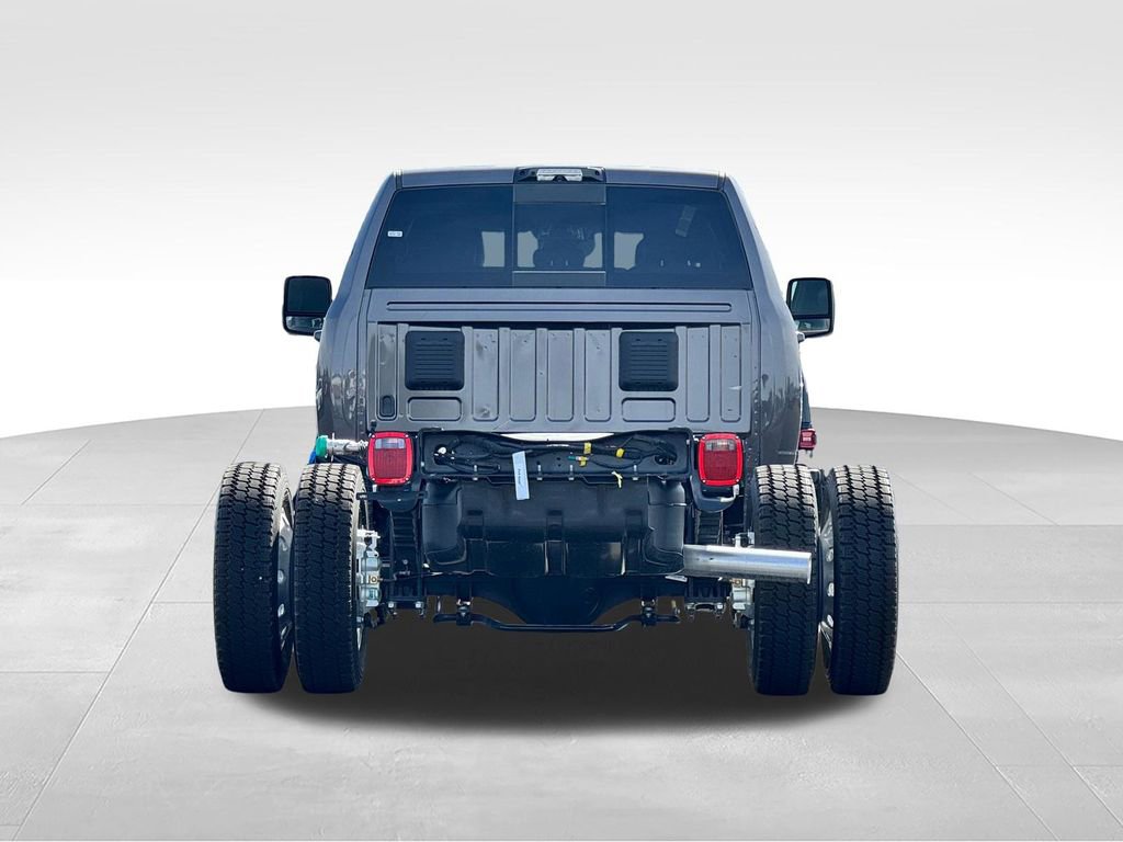 New 2026 RAM 5500 4x4 Crew Cab w/ Laramie Trim Package image 6