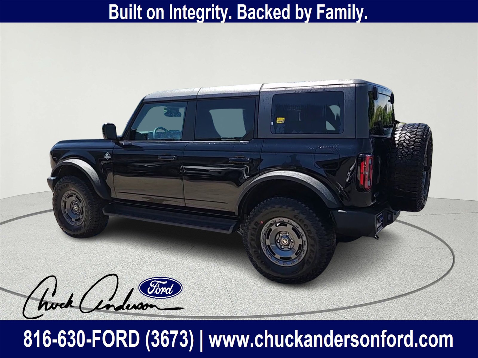 New 2025 Ford Bronco Outer Banks w/ Sasquatch Package image 6