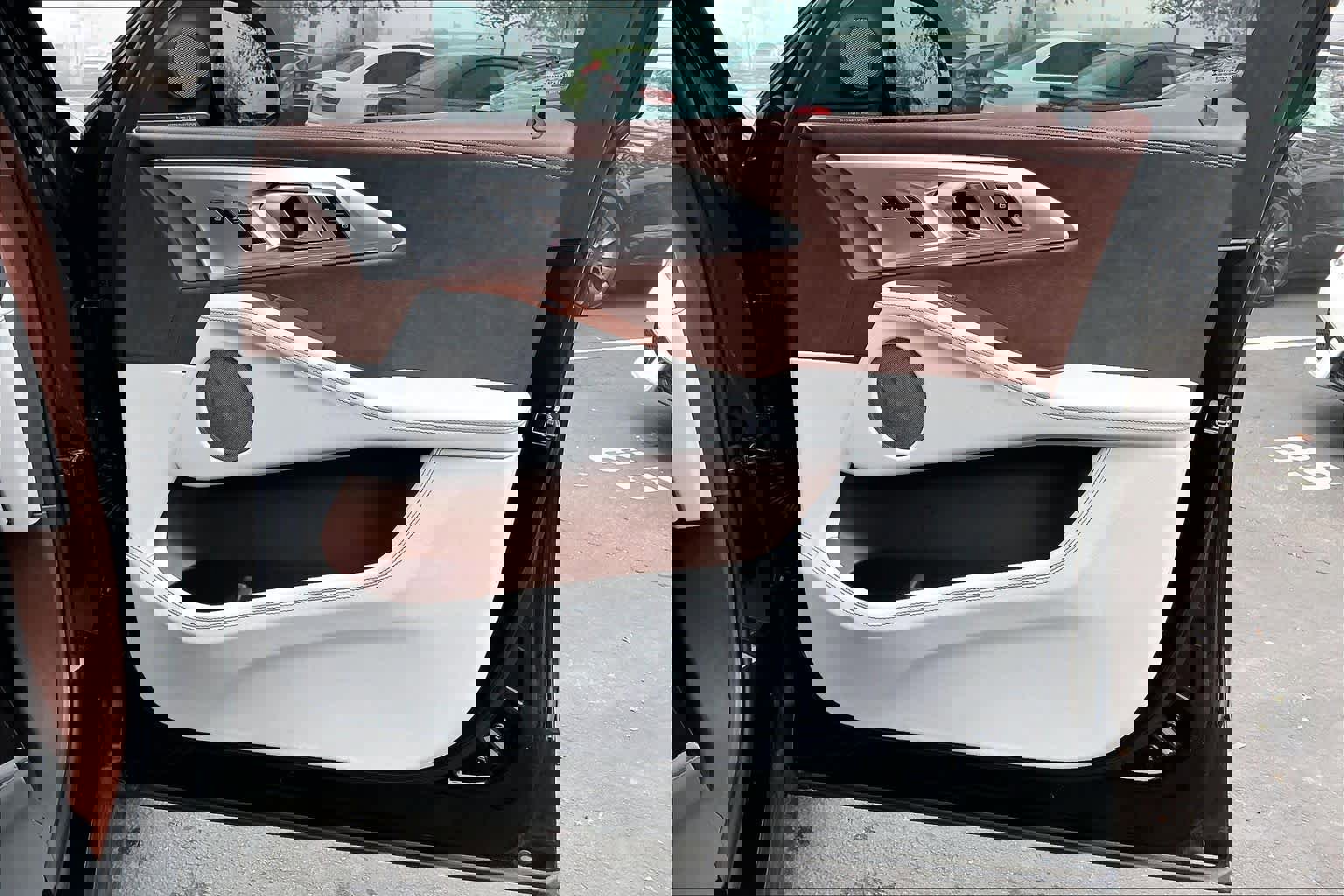 Used 2025 BMW XM image 25