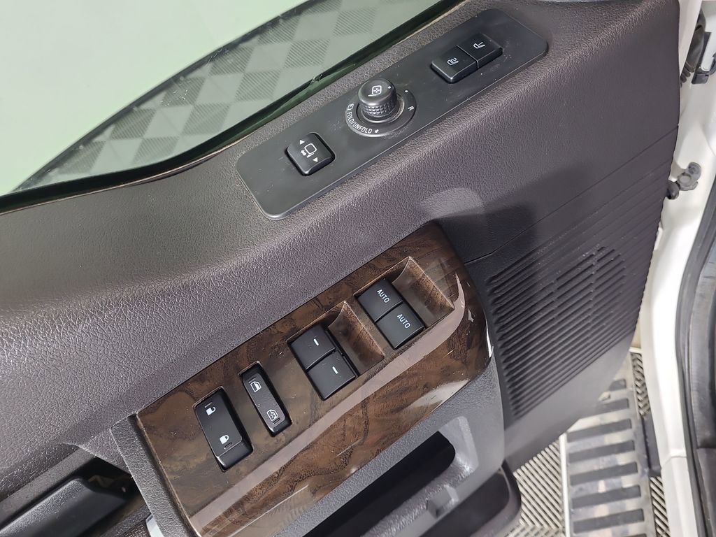 Used 2016 Ford F250 Platinum w/ FX4 Off-Road Package AWD/4WD image 18