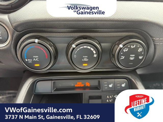 Used 2023 MAZDA MX-5 Miata Club image 27