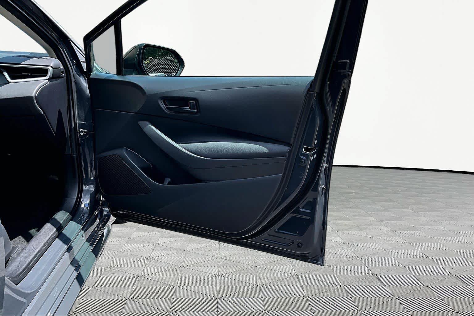 Certified 2024 Toyota Corolla LE FWD image 23