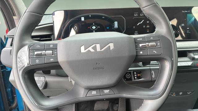 Used 2026 Kia EV9 Wind image 9
