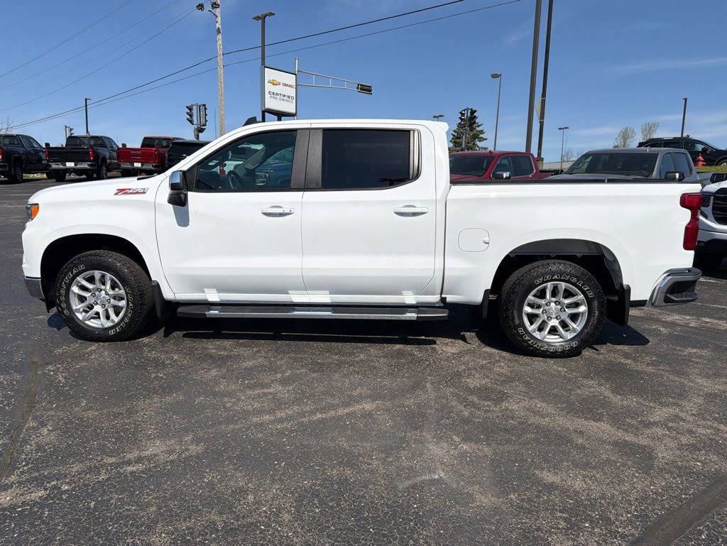 Certified 2023 Chevrolet Silverado 1500 LT w/ Z71 Off-Road Package AWD/4WD image 8