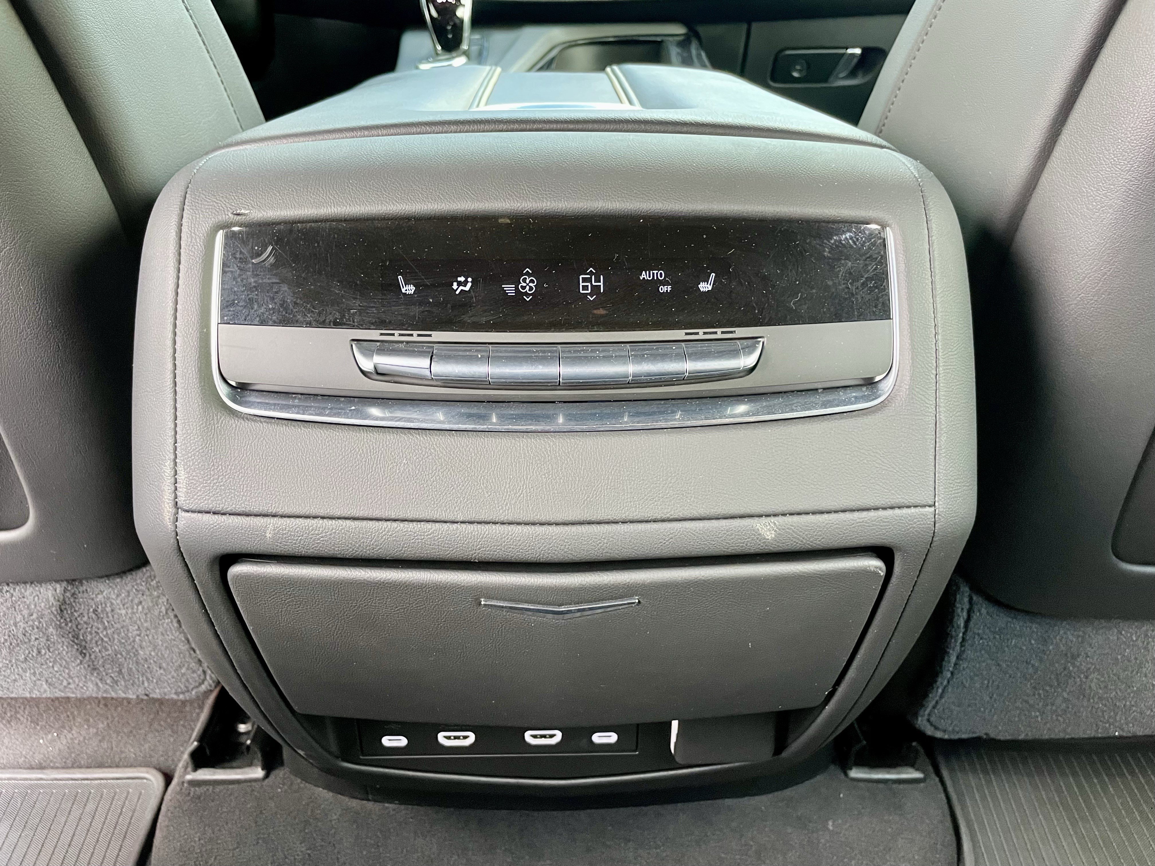 Used 2021 Cadillac Escalade Sport AWD/4WD image 25