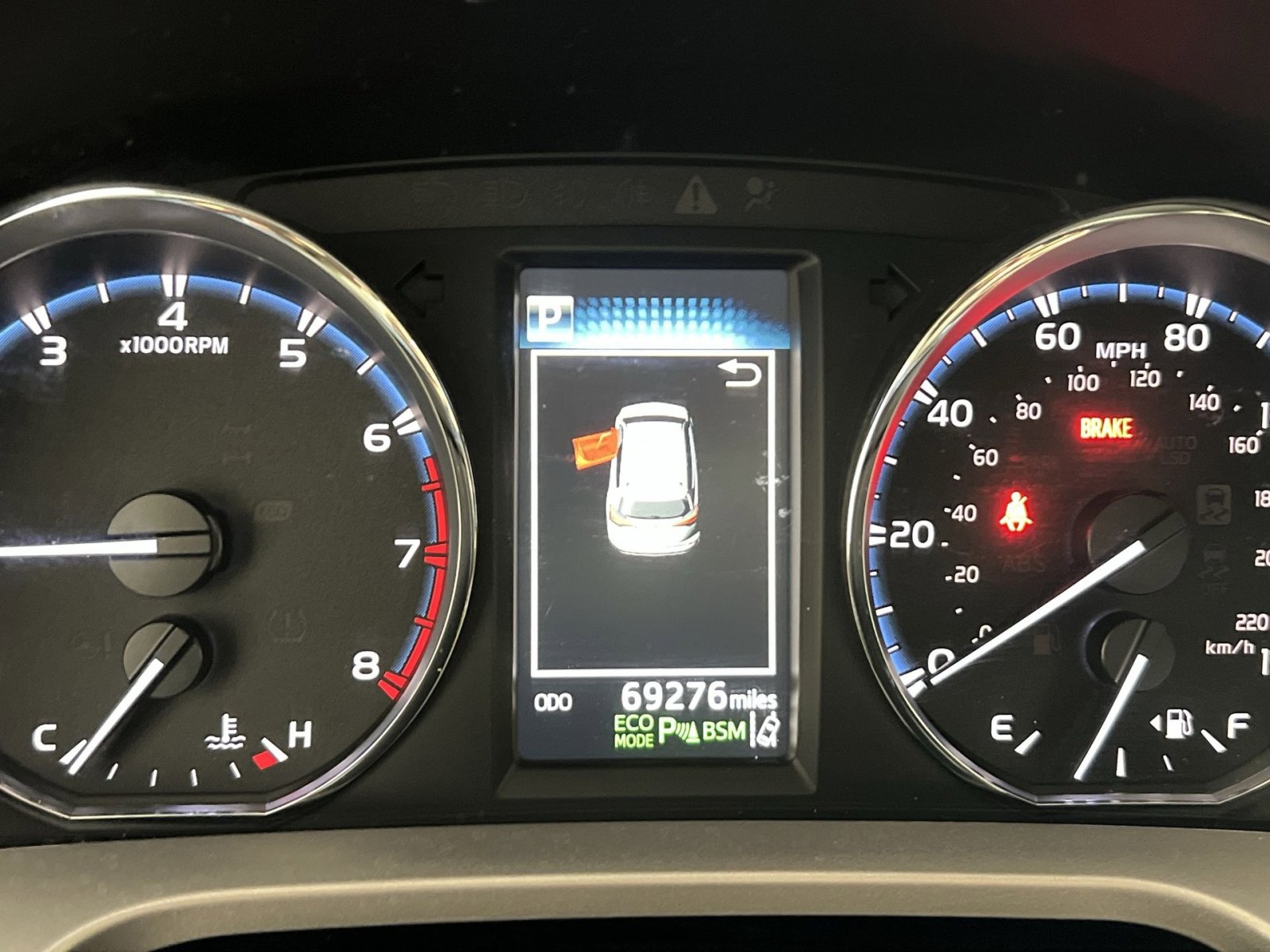 Used 2016 Toyota RAV4 Limited image 14