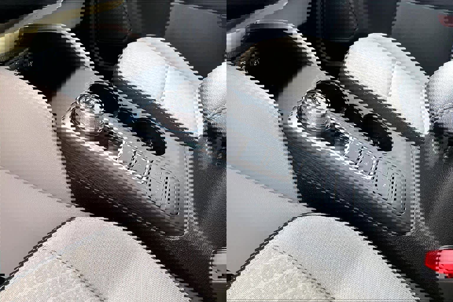 Used 2024 Ford Escape Active image 14